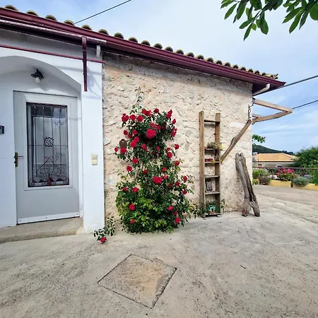 Zafiri House 2 Bedroom Ocean View Free Parking Σπίτι διακοπών *